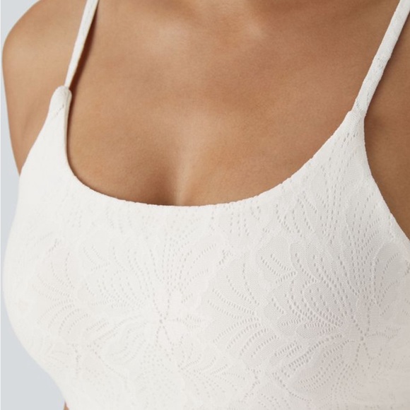 NWOT Halara Low Support Lace Overlay Cropped Yoga Sport bra size L - Picture 3 of 6